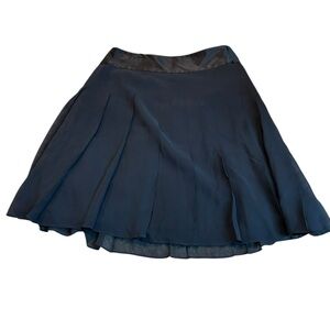 BANANA REPUBLIC pleated silk skirt